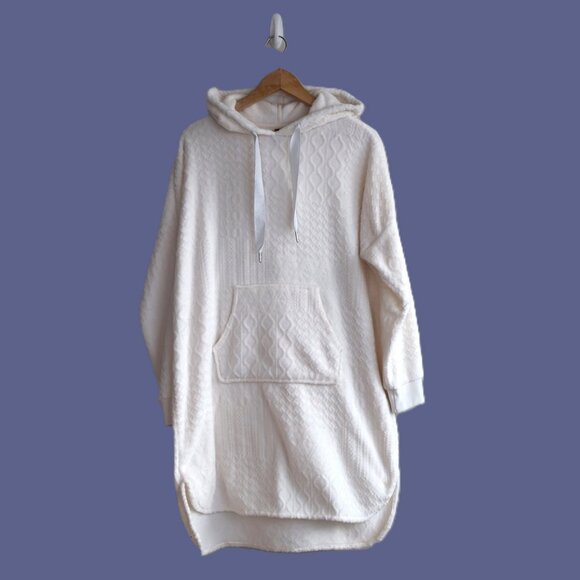 Plush Seep Robe- Denver Hayes- Size L- Off-white/cream - Picture 1 of 9